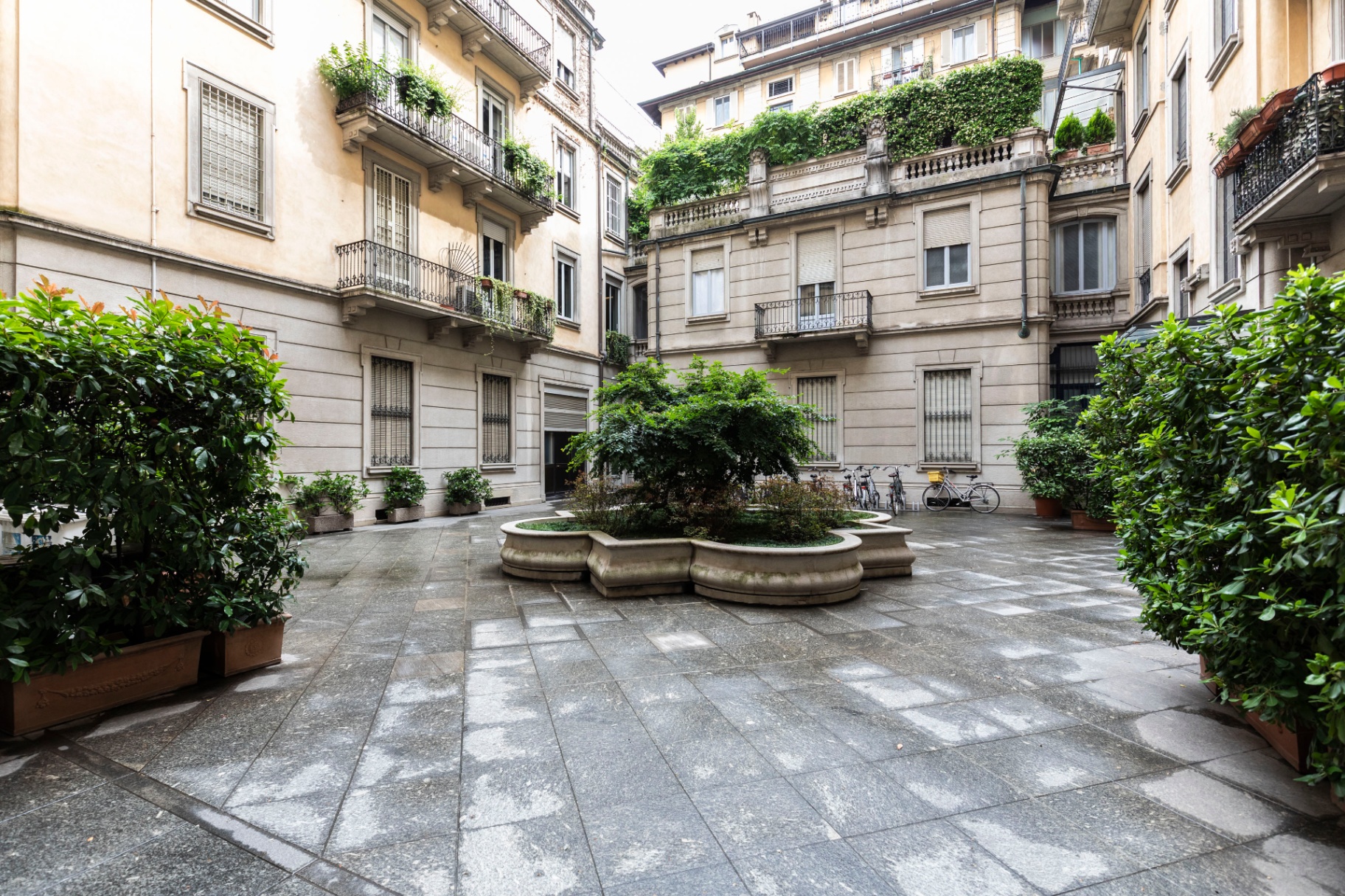 Cortile interno milanese